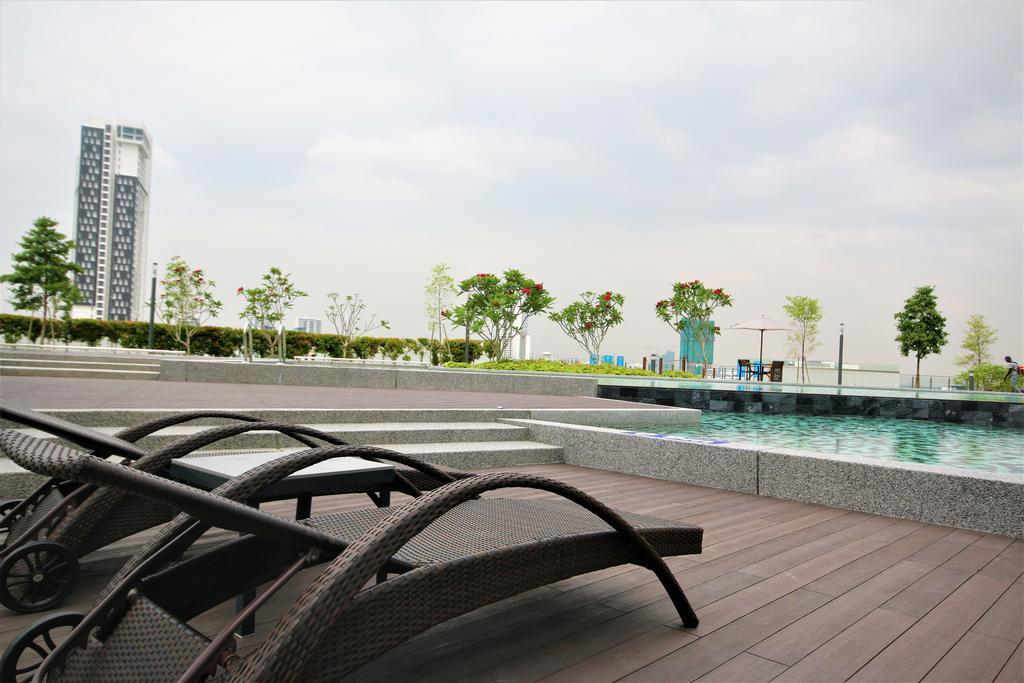 Hyve Soho Suites 사이버자야 외부 사진